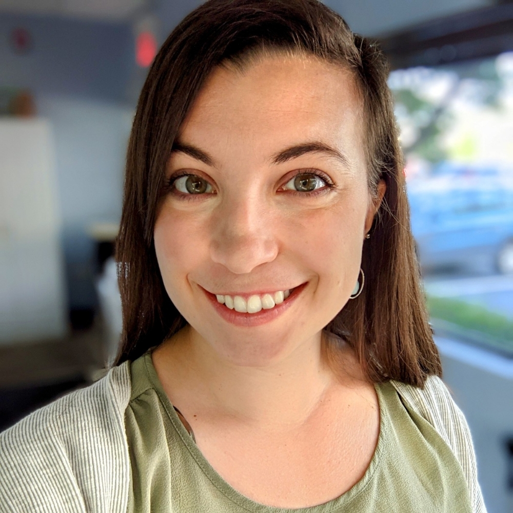 Meet your Posher, Lauren